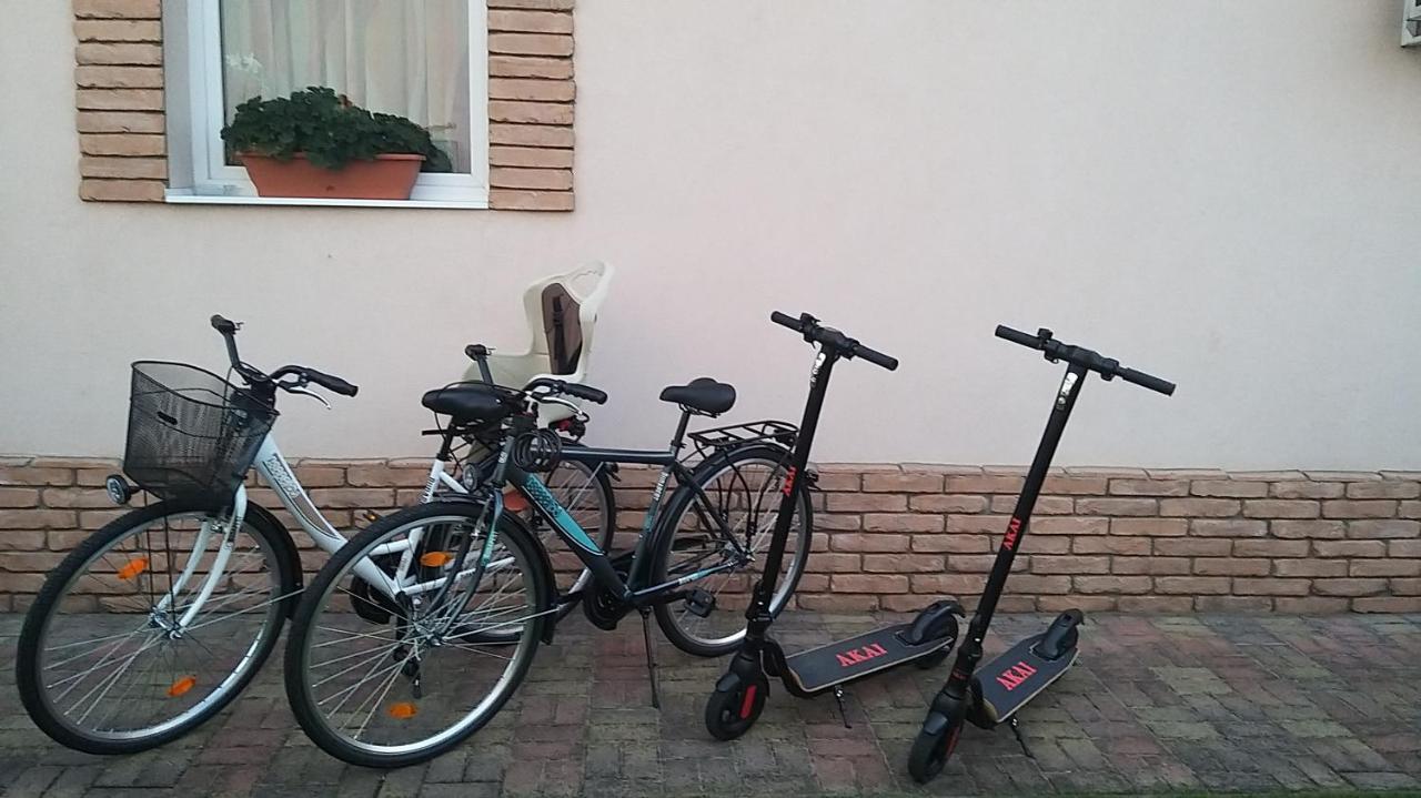 Édenkert Apartmanház Kisvárda Esterno foto